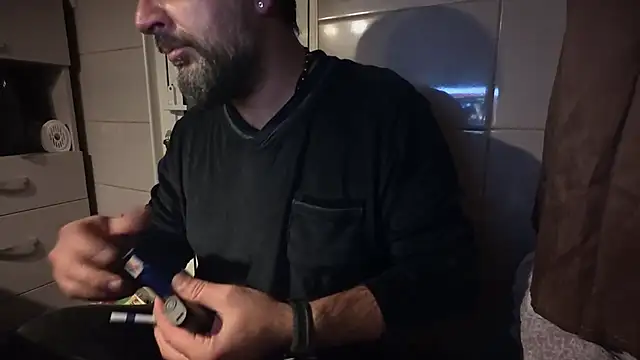 TigerOne19 online show from December 3, 2025, 9:03 pm