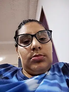 Snapshot of DanielleEvans_ chatting on March 21, 2025, 11:22 am DanielleEvans online show from March 21, 2025, 11:22 am