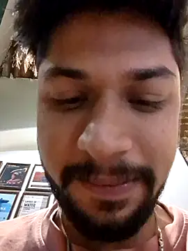 Snapshot of _IRRESISTIBLE_ chatting on July 6, 2026, 7:59 am IRRESISTIBLE online show from July 6, 2026, 7:59 am