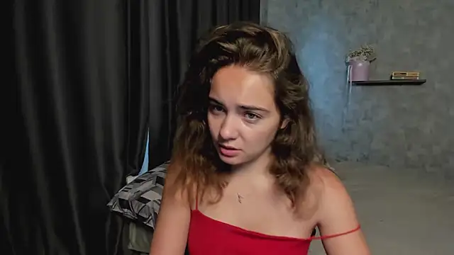 KristinaLoison online show from July 30, 2026, 12:48 pm