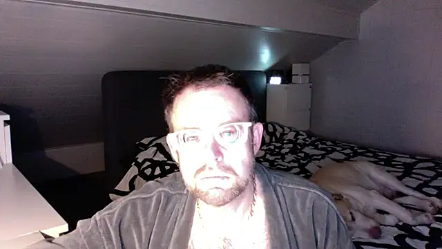 FABIOGLASSES online show from March 19, 2025, 1:10 am