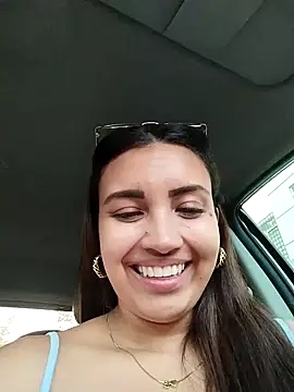 aisha es online show from January 30, 2025, 10:30 pm