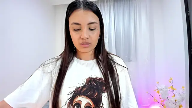 aisha es online show from October 22, 2025, 10:19 pm