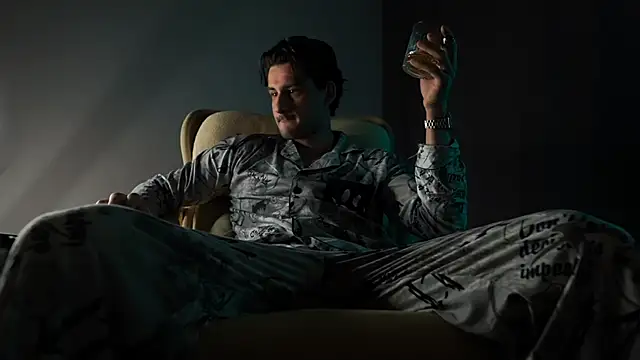 Keen   Luckystrike online show from February 5, 2025, 6:59 pm