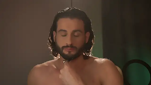 Keen   Luckystrike online show from September 27, 2025, 9:54 pm