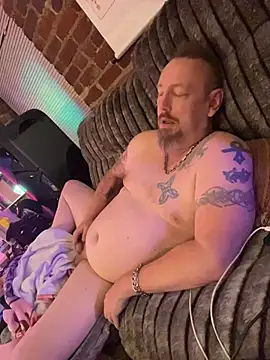 Snapshot of Littledick007007 chatting on July 8, 2026, 5:41 am Littledick007007 online show from July 8, 2026, 5:41 am
