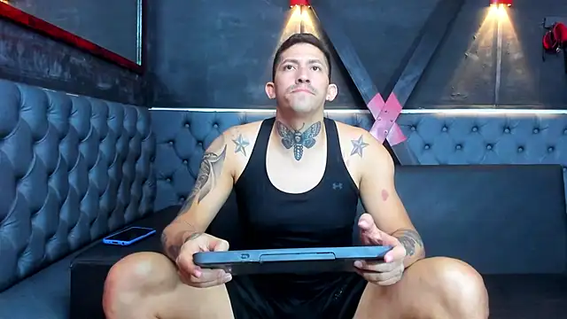 yeckodream online show from February 19, 2026, 4:53 am