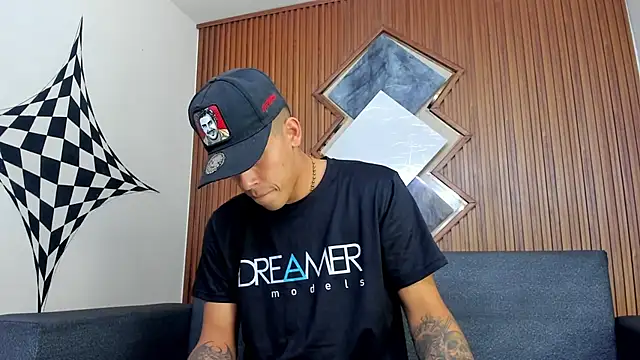 yeckodream online show from March 1, 2025, 4:04 am