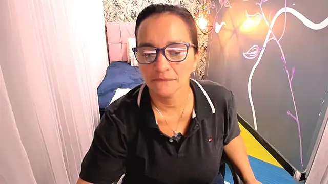 MarilynMiilf  online show from March 10, 2025, 10:34 pm