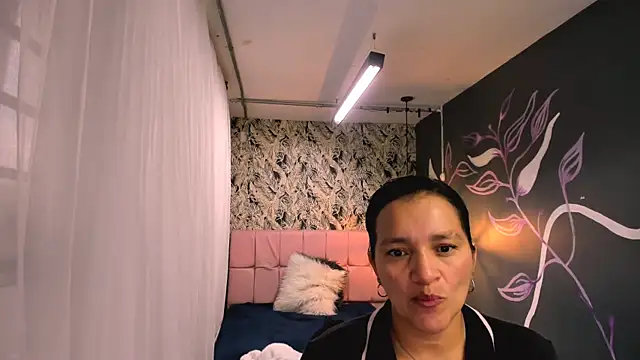 MarilynMiilf  online show from March 10, 2025, 7:18 pm