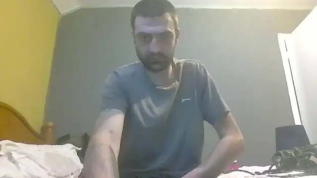 ThatGuyNextDoor1992 online show from March 16, 2025, 11:26 pm