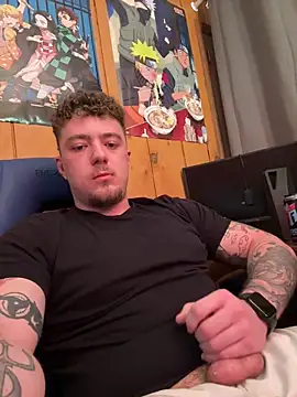 Snapshot of HungJr5255 chatting on March 15, 2025, 9:27 pm HungJr5255 online show from March 15, 2025, 9:27 pm