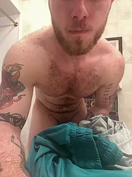 Snapshot of HungJr5255 chatting on December 20, 2024, 11:10 am HungJr5255 online show from December 20, 2024, 11:10 am