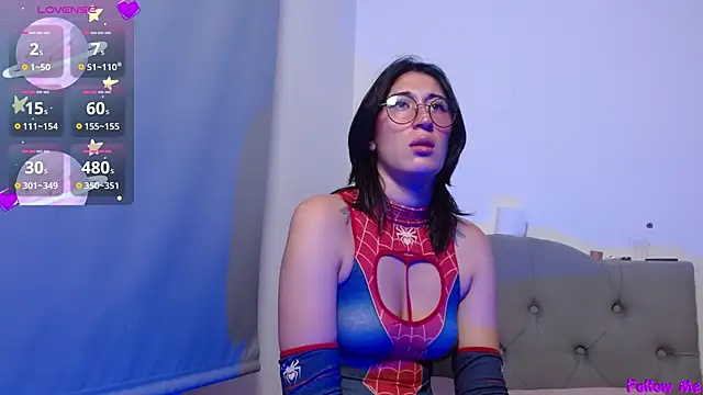 Red-moon1 online show from February 17, 2025, 11:44 am