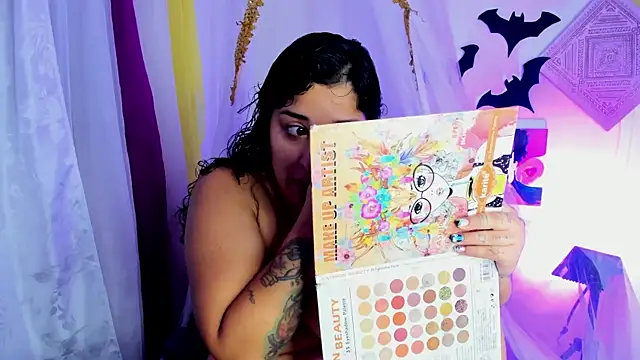 sophiaamethystt online show from October 15, 2025, 5:10 pm