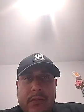 thickcocklatino online show from October 27, 2025, 12:11 am