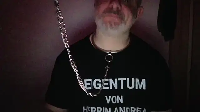sklave-von-herrin-andrea online show from June 7, 2026, 10:20 am