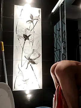 Eln1no69 online show from October 14, 2025, 3:01 pm