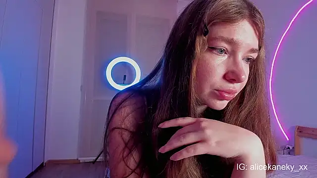 Snapshot of alicekaneky chatting on February 6, 2026, 11:34 pm alicekaneky online show from February 6, 2026, 11:34 pm