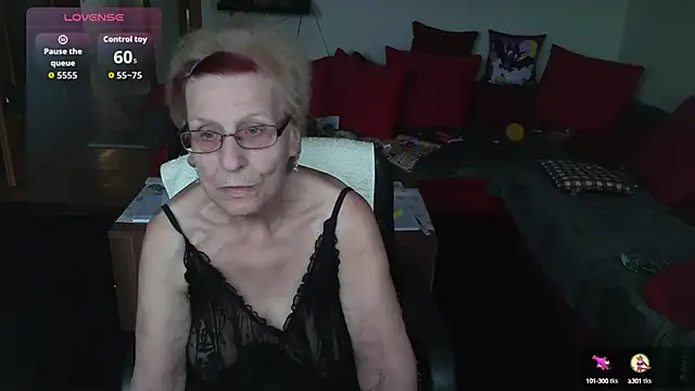 Snapshot of HeisseomaOriginal chatting on October 15, 2025, 7:27 am HeisseomaOriginal online show from October 15, 2025, 7:27 am