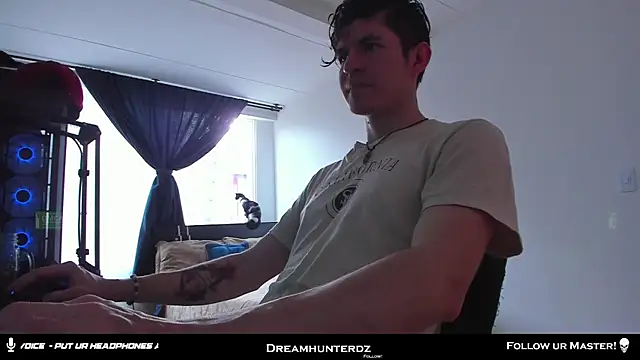 Headhunterdz online show from November 7, 2025, 8:02 pm