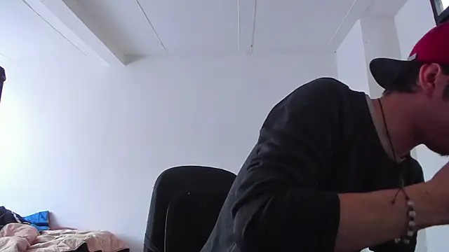 Headhunterdz online show from April 11, 2026, 2:10 pm