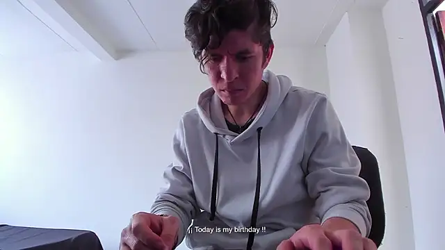 Headhunterdz online show from March 28, 2026, 5:36 pm