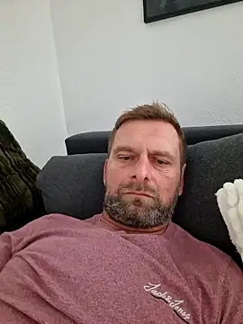 Mjn34 online show from October 16, 2025, 3:20 pm