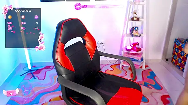 Aaliyahas online show from October 9, 2025, 2:56 am