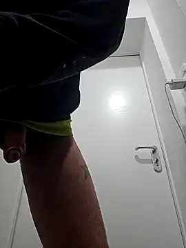 Afti2828 online show from March 29, 2026, 11:06 pm