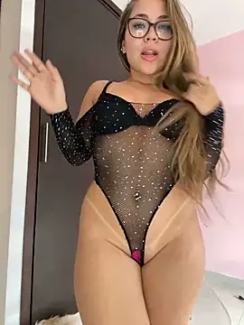 Snapshot of NatashaCruz- chatting on February 19, 2026, 9:12 pm NatashaCruz- online show from February 19, 2026, 9:12 pm