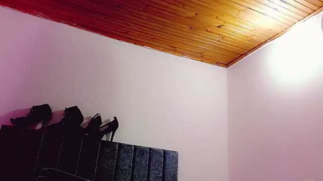 KendallEvolette  online show from January 16, 2026, 5:00 am