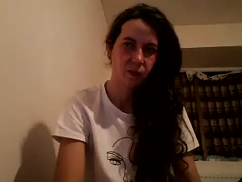 Snapshot of Tamilashaa chatting on March 3, 2026, 6:48 pm Tamilashaa online show from March 3, 2026, 6:48 pm