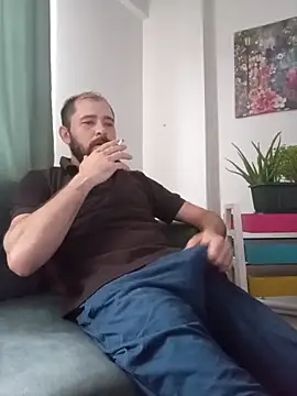 NiiiRvaNaa online show from October 7, 2025, 5:41 am