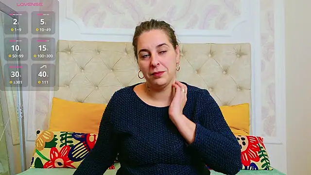 KarinaNoir online show from October 23, 2025, 2:54 am