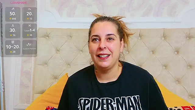 KarinaNoir online show from October 8, 2025, 3:19 am