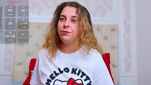 KarinaNoir online show from September 15, 2025, 3:29 am