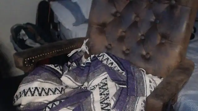 QueenDenizeAndTheCaptain online show from April 15, 2026, 12:16 am