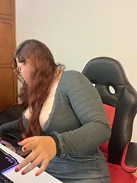 Snapshot of kayortiiz chatting on September 22, 2025, 2:06 am kayortiiz online show from September 22, 2025, 2:06 am