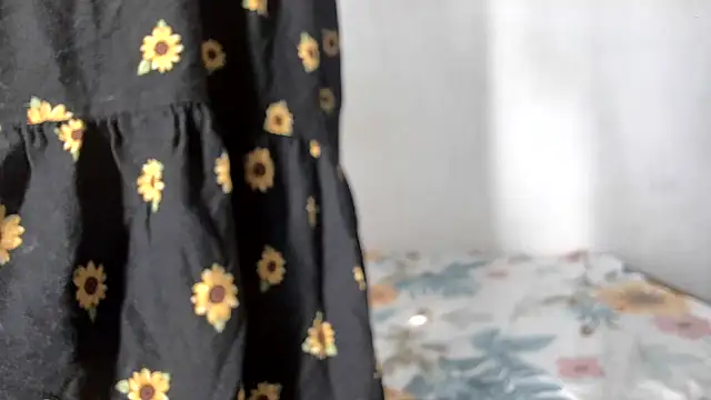 DevilZoone online show from November 13, 2025, 4:05 am