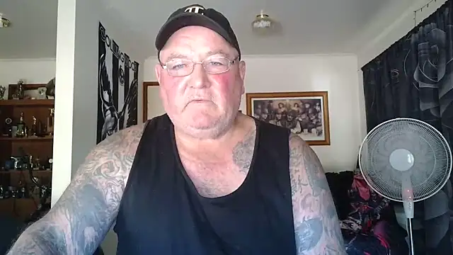 Snapshot of HOTANAL chatting on February 6, 2026, 2:18 am HOTANAL online show from February 6, 2026, 2:18 am