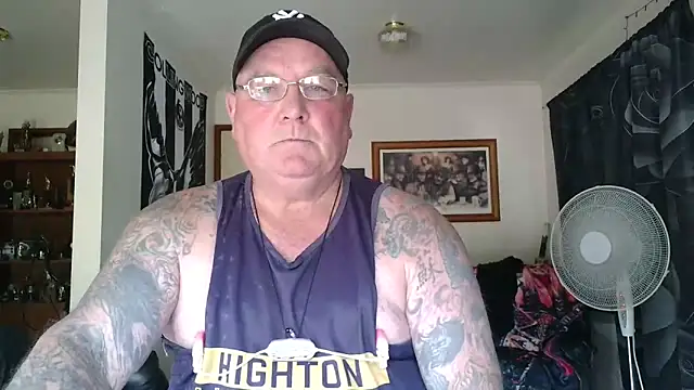 Snapshot of HOTANAL chatting on March 1, 2026, 2:55 am HOTANAL online show from March 1, 2026, 2:55 am