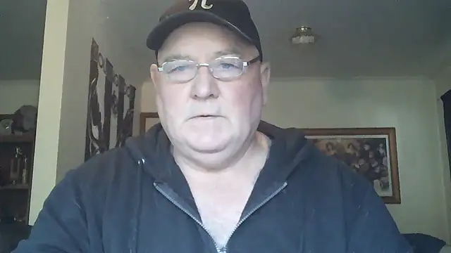 Snapshot of HOTANAL chatting on September 17, 2025, 10:56 pm HOTANAL online show from September 17, 2025, 10:56 pm