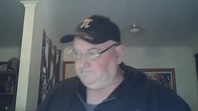 Snapshot of HOTANAL chatting on October 2, 2025, 10:35 pm HOTANAL online show from October 2, 2025, 10:35 pm