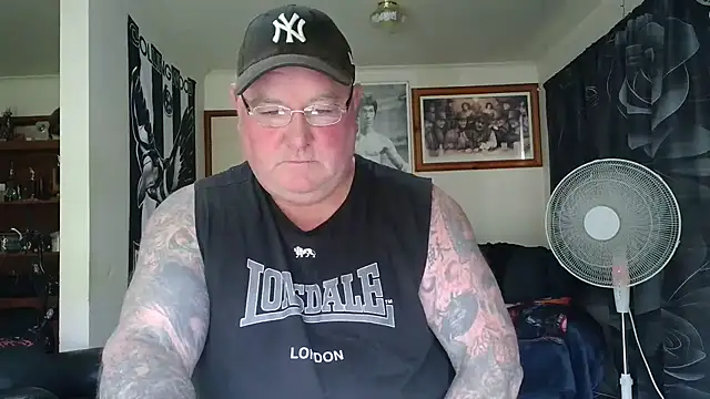Snapshot of HOTANAL chatting on June 3, 2026, 2:12 am HOTANAL online show from June 3, 2026, 2:12 am