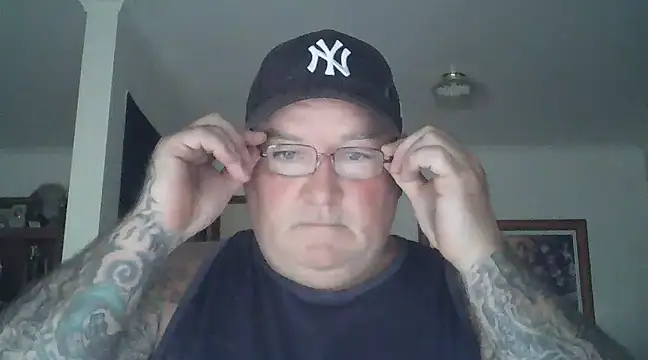 Snapshot of HOTANAL chatting on March 20, 2025, 1:02 am HOTANAL online show from March 20, 2025, 1:02 am