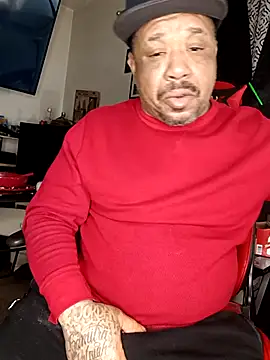 Snapshot of yellowwetfox chatting on March 1, 2025, 2:26 am yellowwetfox online show from March 1, 2025, 2:26 am