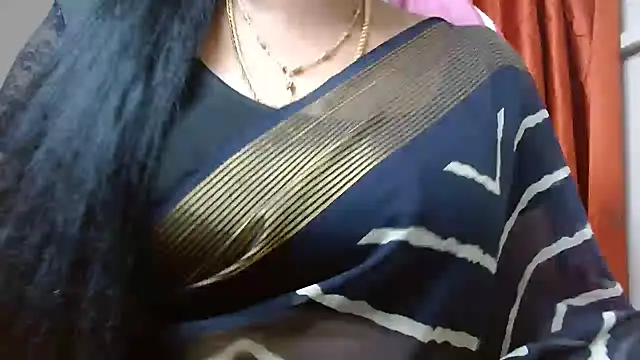 tamilharini online show from October 9, 2025, 5:52 am