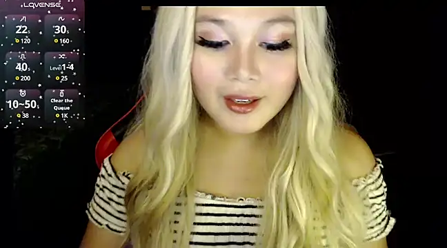 stacey wills44 online show from January 30, 2025, 12:37 pm