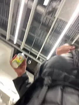 CrazzyChicks online show from March 22, 2026, 5:10 am